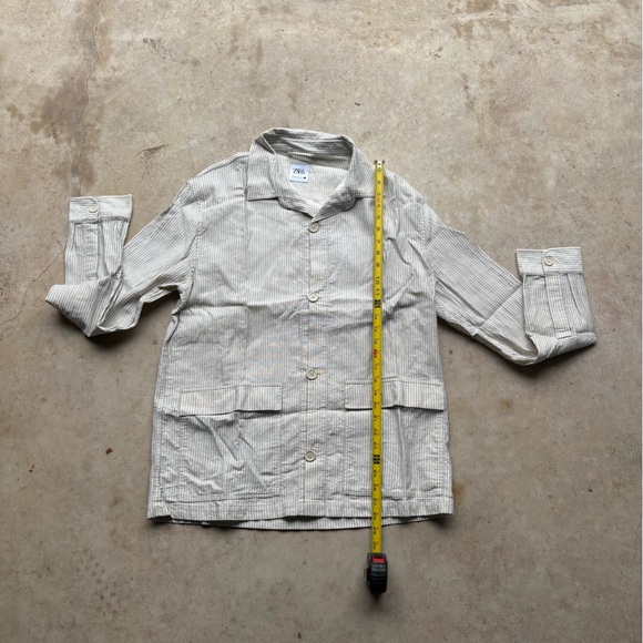 Zara cream striped button up shirt - Picture 4 of 5